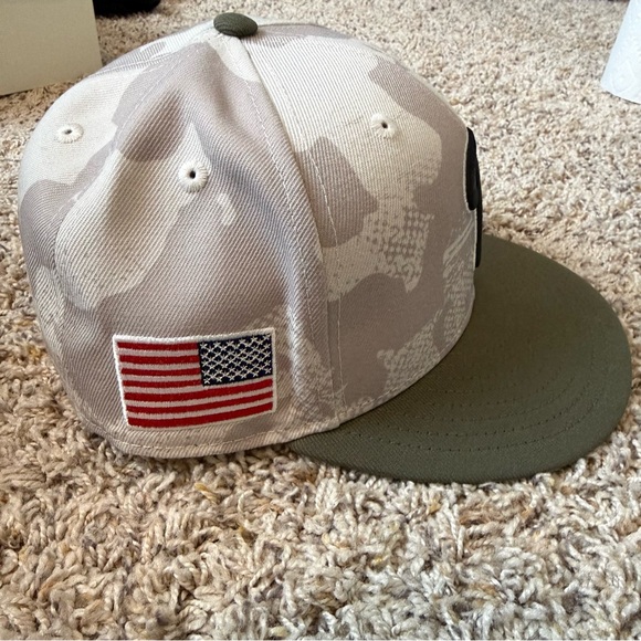 Phillies New Era 59fifty Fitted Camo Hat - 7 1/4 - Picture 2 of 4